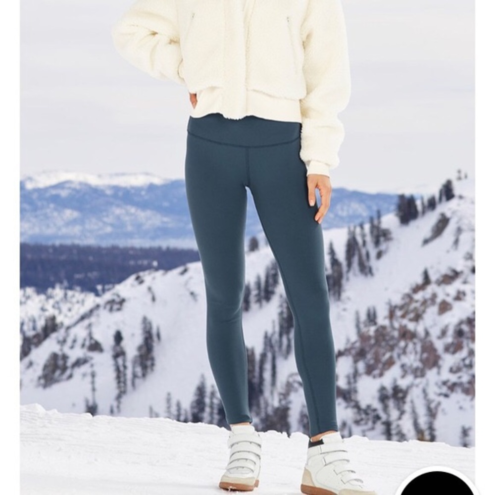 Alo yoga High Waisted Airbrush leggings